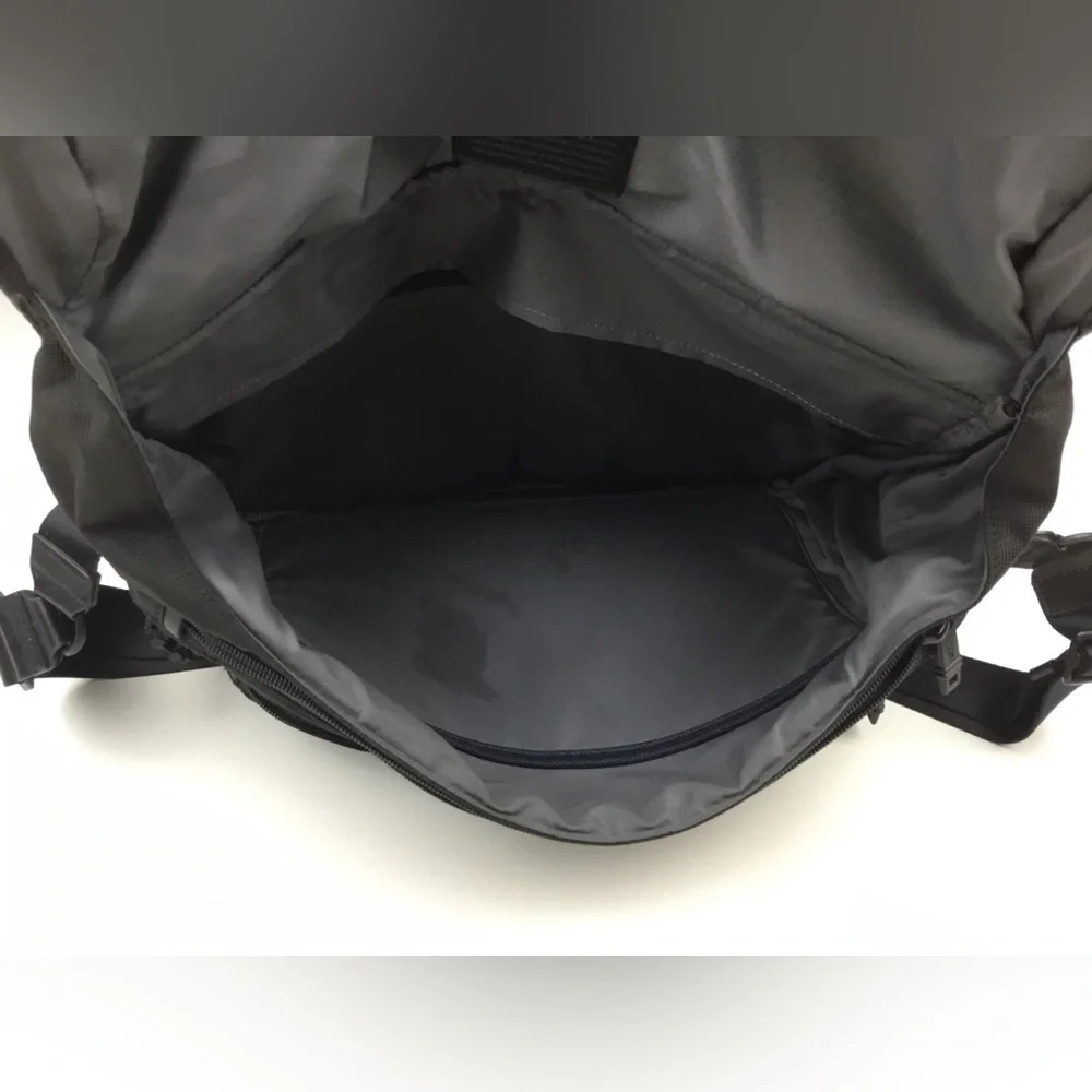 TUMI Alpha 2 Expandable Messenger Bag Black Ballistic Nylon
